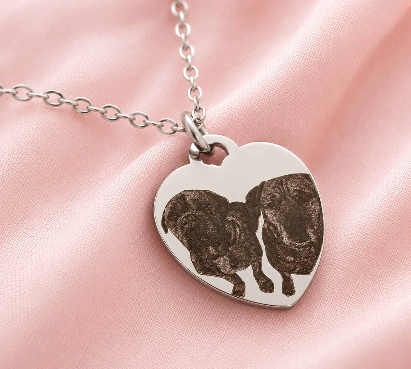 Photo necklace gift for Mum with personalised heart pendant