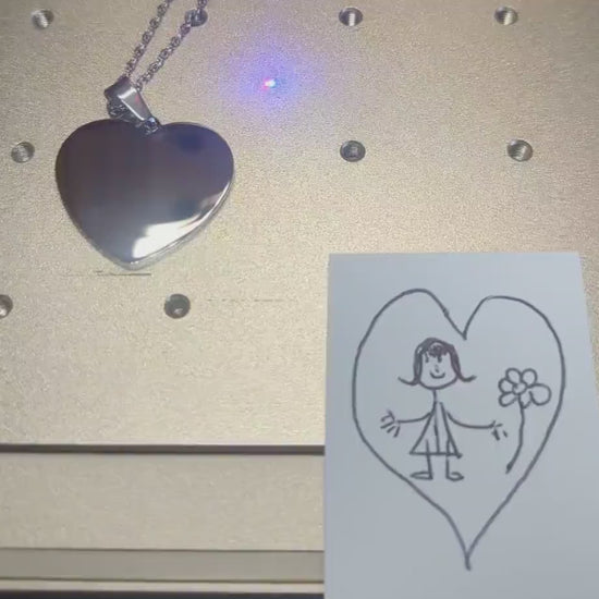 childrens-drawing-necklace