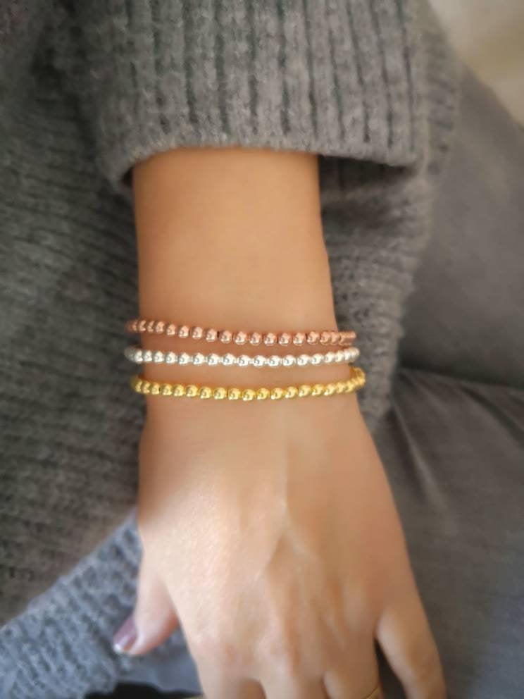 Your easy guide to stacking bracelets - Shades Of Time